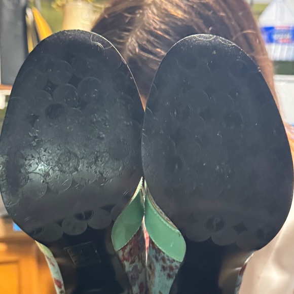 John Fluevog, Size 8.5, Green Floral - Picture 3 of 4